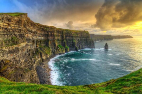  Cliffs of Moher Hotel  Лискеннор